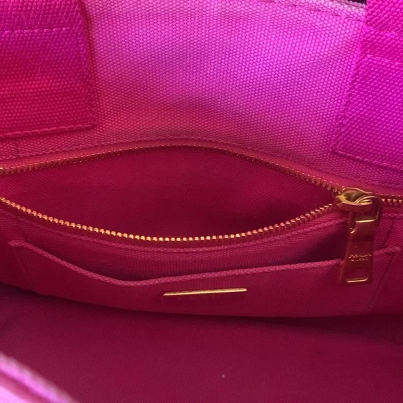 Authentic Prada bag - Picture 7 of 16